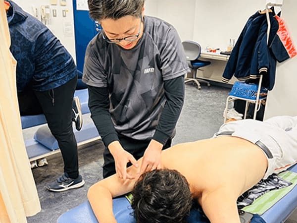 プロ野球チームの公式トレーナー